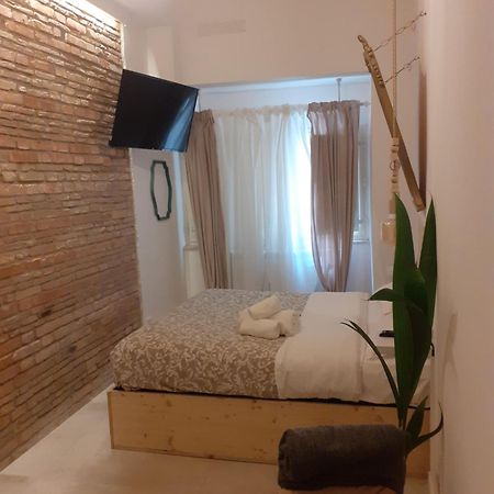 Arco Del Sacramento Casa Vacanze 베네벤토 객실 사진